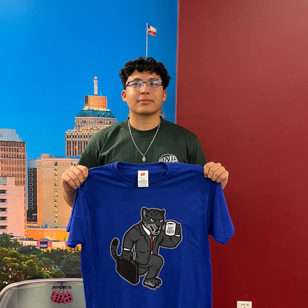 TAMUSAMays's tweet photo. Meet, Leopoldo Esquibel Carrera he got a position as a Surveyor Project Management assistant at JC Utilities. Congratulations on your accomplishment! #BlueShirtSuccess https://t.co/uKXTgyHpLQ