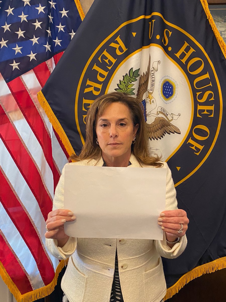 RepLisaMcClain's tweet image. The protesters in China are fighting back against censorship and oppression. The display of blank paper shows that although they are voiceless, they are still powerful. 

I am proud to use my voice to stand up to this abusive Chinese regime and support those fighting for freedom.