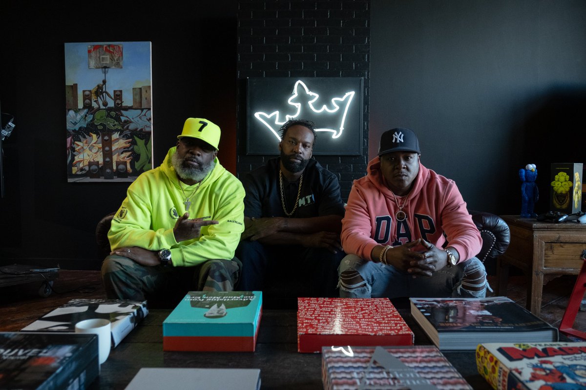 SLAMonline's tweet photo. We recently caught up with Set Free Richardson to learn more about his creative space in Brooklyn and his series with @DraftKings.

Read more here: https://t.co/9KuF99oV3z https://t.co/ycpa6ivTrE