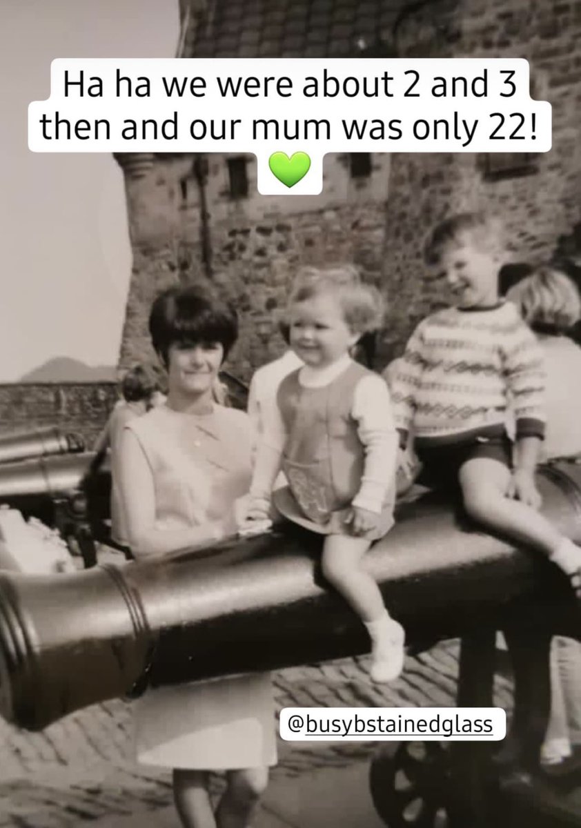 BrendaMBinnie's tweet photo. Who else had their photo take. On Mons Meg when they were wee? #edinburghcastle #monsmeg https://t.co/OWd84kU9OE