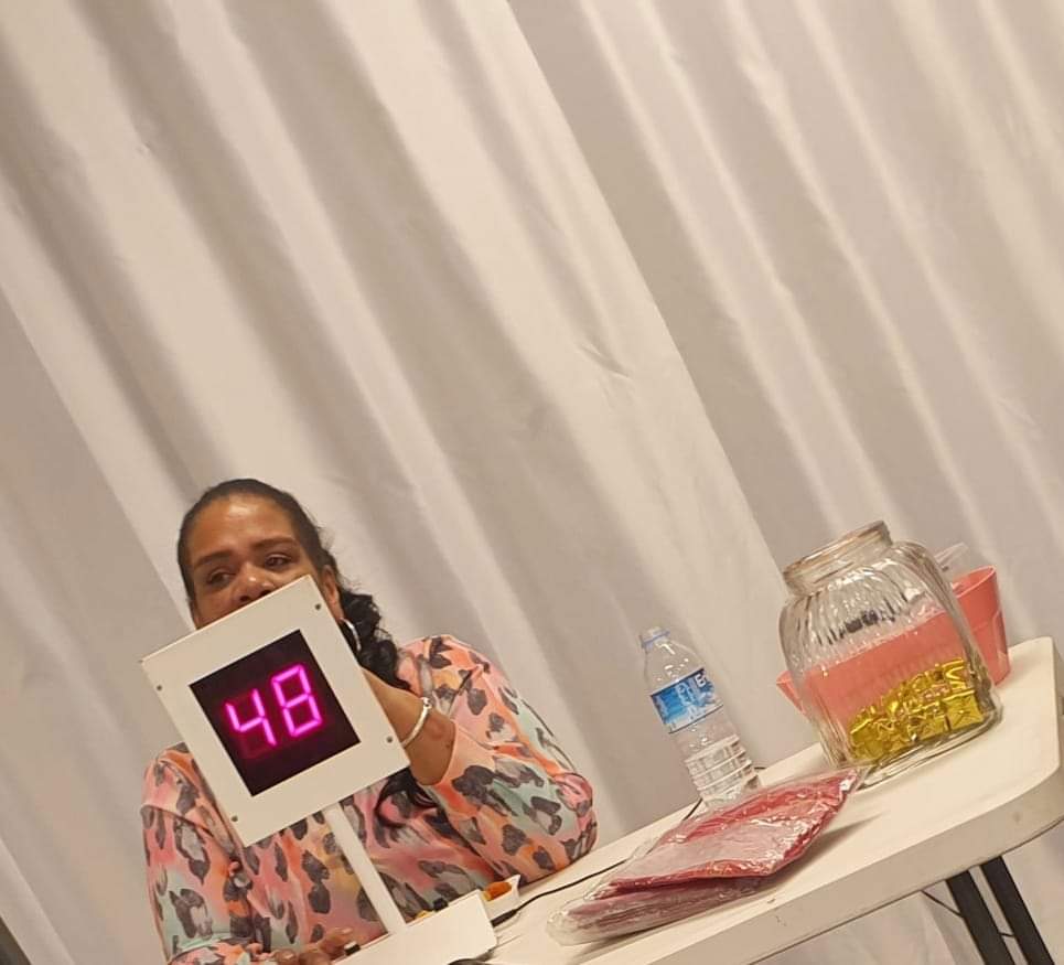 Het was weer ouderwets #gezellig  #lowbudget #bingo bij <a href="/SchetsStichting/">Stichting SCHETS</a> #Spoorwijk #vooriederwatwils