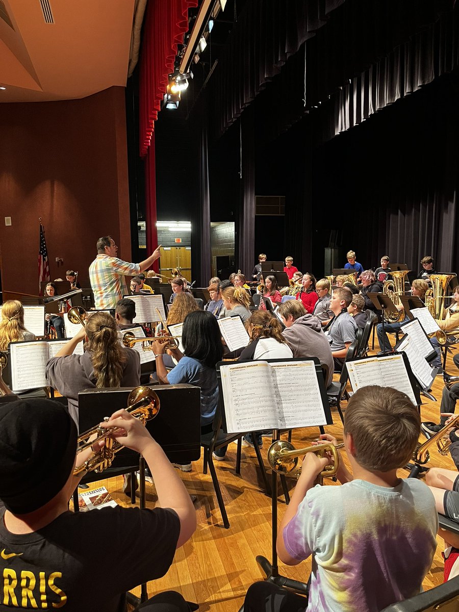 AtleeBand's tweet photo. FIRST REHEARSAL!  The @ChickahominyMS 6th grade band is working hard for their Winter Concert!  Show is Dec. 6 at 7pm @ Atlee High School! https://t.co/qsPnZxiqGK