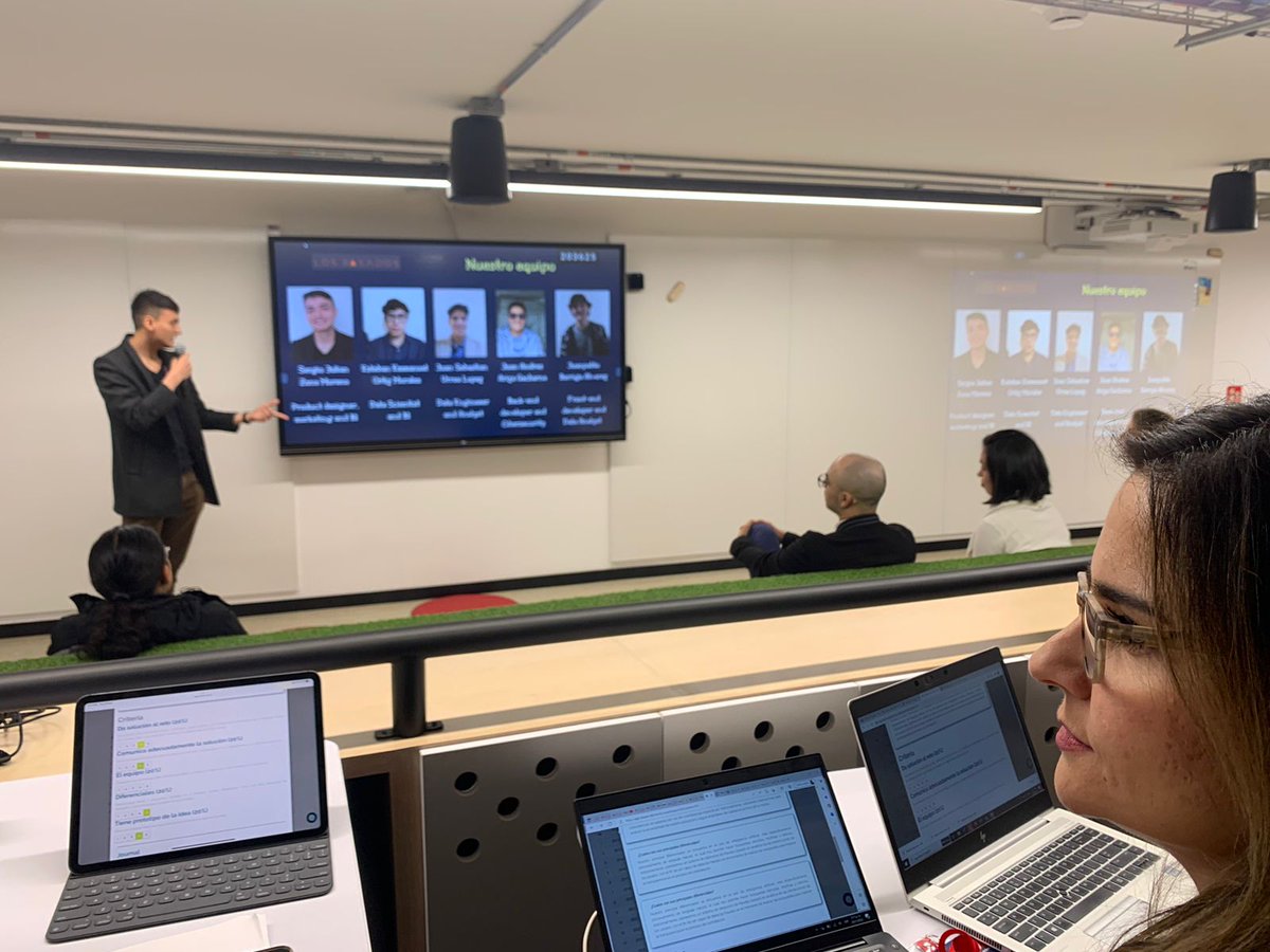 Ingridtma's tweet image. 👩‍💻Nos encontramos evaluando las soluciones propuestas por los 12 equipos semifinalistas  del #DataJam por la transparencia enfocado en el uso de datos como una herramienta para la #TransformacionDigital.