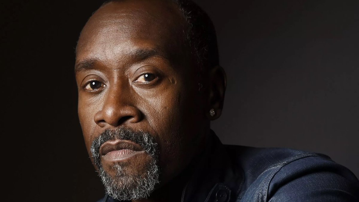 Happy Birthday to a great actor Don Cheadle. 