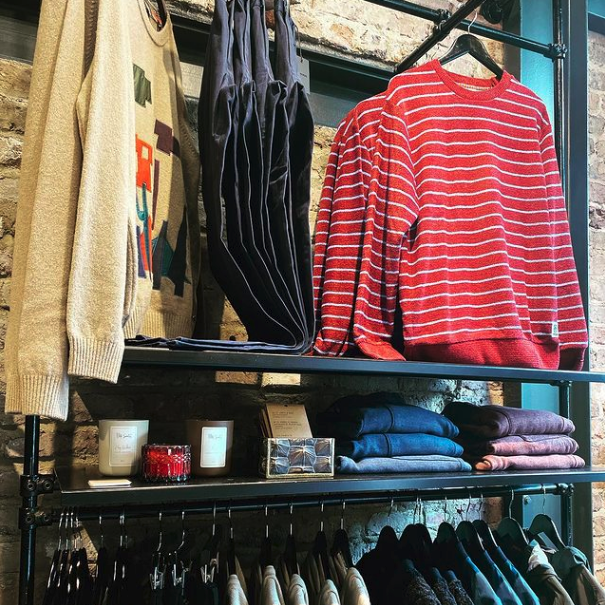 Our #tenantoftheweek will make sure you look your best this holiday season! Visit Bridge + Root at Mercantile on Morris for all your men's fashion needs. Featured on a holiday card or wrapped under the tree, these pieces are sure to please! 🎄 #shoplocal #tenanttuesday