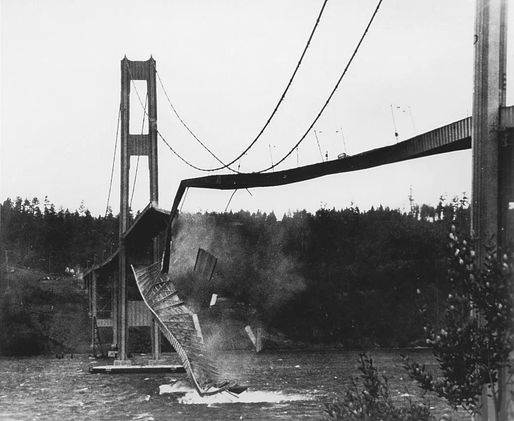 CdJ392's tweet photo. Green's video about failures relates to the my collaborative project because my group is thinking of analyzing the collapse of Tacoma Narrows Bridge. I have attached an image of the bridge below. In the video Green expands on how with bridge failures there is not (1/2) #RHUB392 https://t.co/MsvsUpOShO