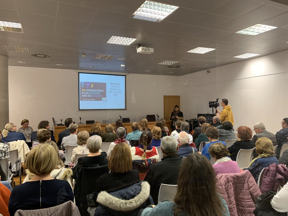 📢 La inserció laboral com a eina d’inclusió social <a href="/AjuntamentGava/">Ajuntament de Gavà</a> 

➡️+ de 60 persones participant a la reflexió per fer de #Gavà ciutat inclusiva
➡️ presentació guia de contractació persones amb discapacitat 
➡️ presentació ideari, exposició sensibilitzadora

#gavainclusiva