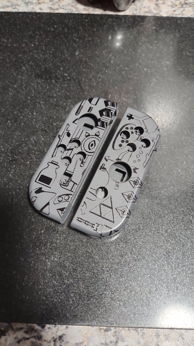 LestatsMods's tweet image. Zelda oot themed joycons for sale! lestatsmods.com 

#customjoycons #customjoycon #nintendo #nintendoswitcholed #nintendoswitch #joyconmod #joyconmods #joycon #joycons #gamer #gamers #zelda #gaming #gamergirl #gamergirls #gamerboy #gamerboys #retro #retrogaming #retrogame