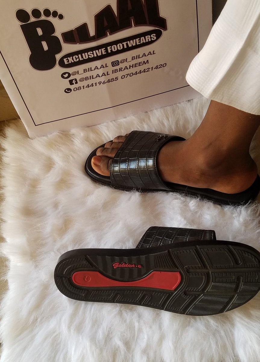 i_bilaal's tweet photo. Are you looking for a nice, top notch detailed and comfy footwear? This is the one.

Price: 4000 Naira.
Contact: 08144196485
Nationwide delivery.

What you see is exactly what you get.

Portuguese FA • Tems •  Tiwa •  Talented. Mane • First lady https://t.co/7dxoqewgH1