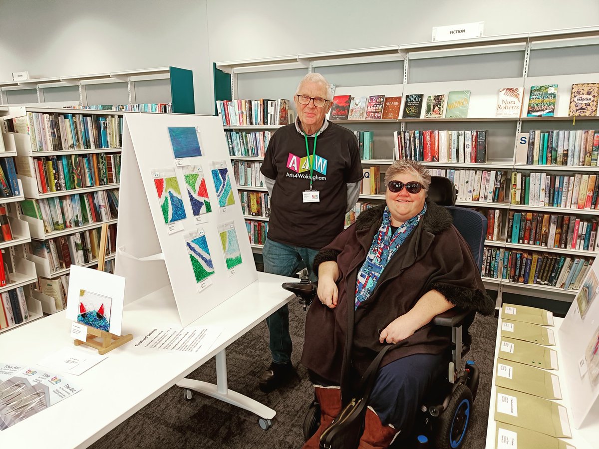 Arts4Wokingham's tweet photo. It was great to meet Emma, one of our postcard artists,  and talk about how she creates her art and her appearance on Grayson Perry’s Art Club on Channel 4. You can see Emma's art on her Instagram and @emmuk74 #wokingham #Artists #postcards https://t.co/gtwUCgjEJO