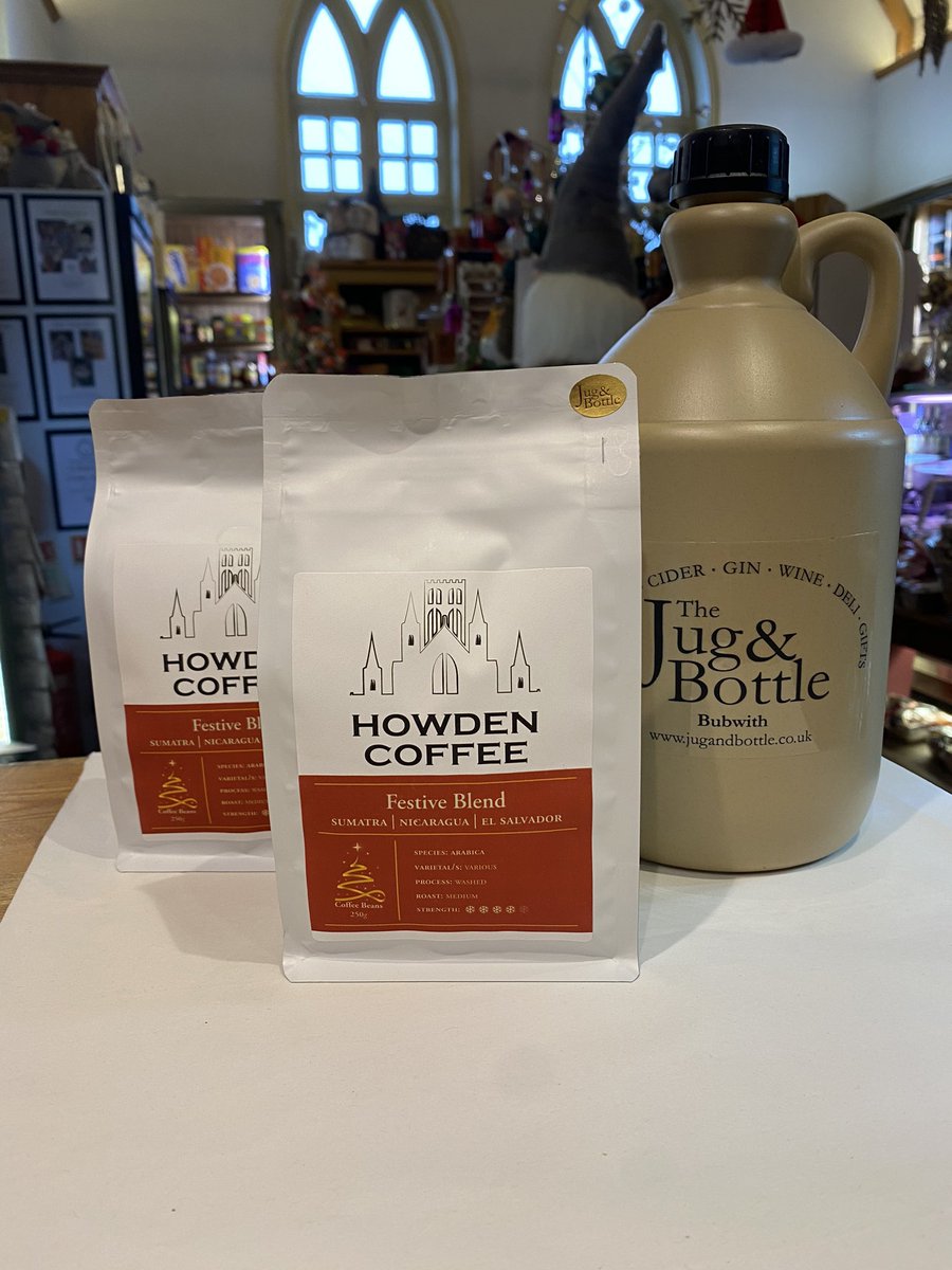 howdencoffee's tweet photo. Our new Howden Coffee Festive Blend beans are now being stocked @JugandBottleBub Flavours of Christmas spice, red currant, and nutmeg to get you in the festive spirit #howdencoffee #thejugandbottle #coffee #christmas #giftideas https://t.co/MtjO0ZMdgg
