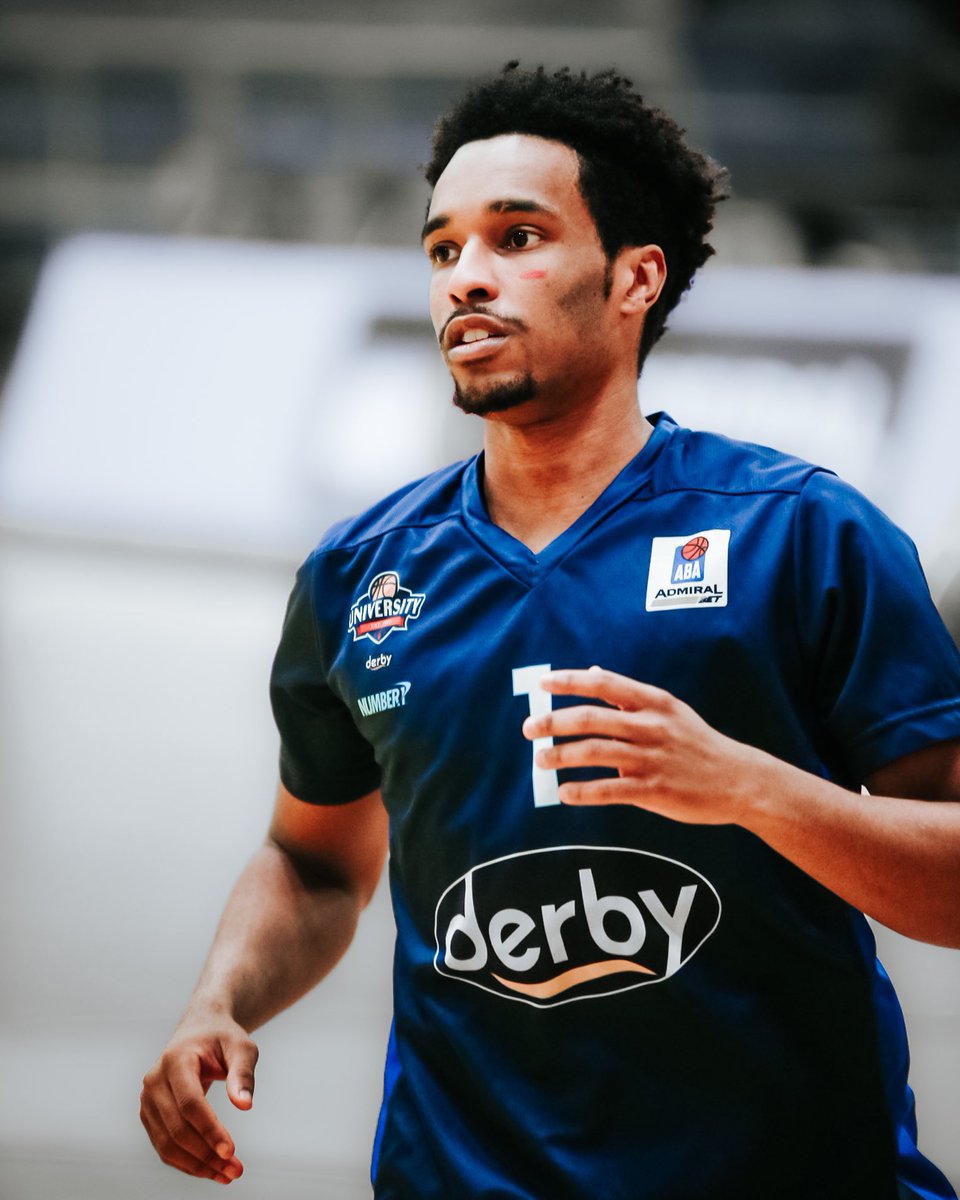 BDAISports's tweet photo. Loren Cristian Jackson has recorded consecutive 20+ point, 5+ assist games for SC Derby in the Adriatic League. 

@little_loren3 &amp; @kkscderby won both games as well. 👊🏼 https://t.co/1vlS97TuDU