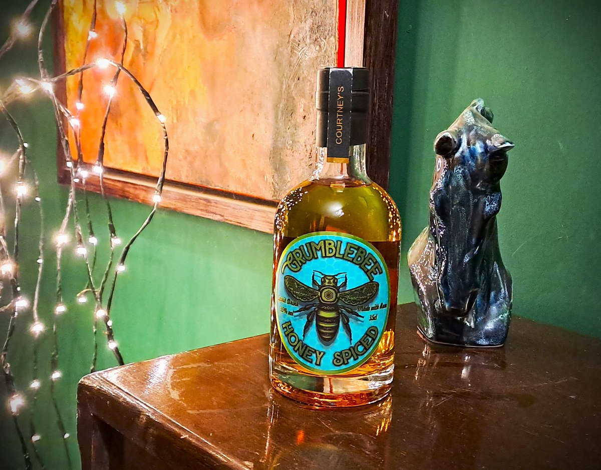 'Tis the season to start thinking about how to over-indulge yourself, friends and family. Head over to our blog for some ideas on how to achieve this objective. 

courtneys.online/tis-the-season…