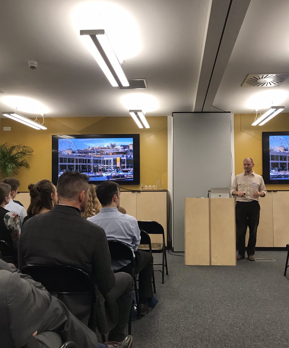 ScienceCreates's tweet photo. This evening, we’re hosting the @OBN_UK #BioTuesday South West Innovation Showcase, supported by SCi Partners.
Science Creates Incubators’ CEO, Ashley Brewer, kicks off the event with a talk about Science Creates’ inception, successes to-date, and vision for the future. https://t.co/XWo88wEycy