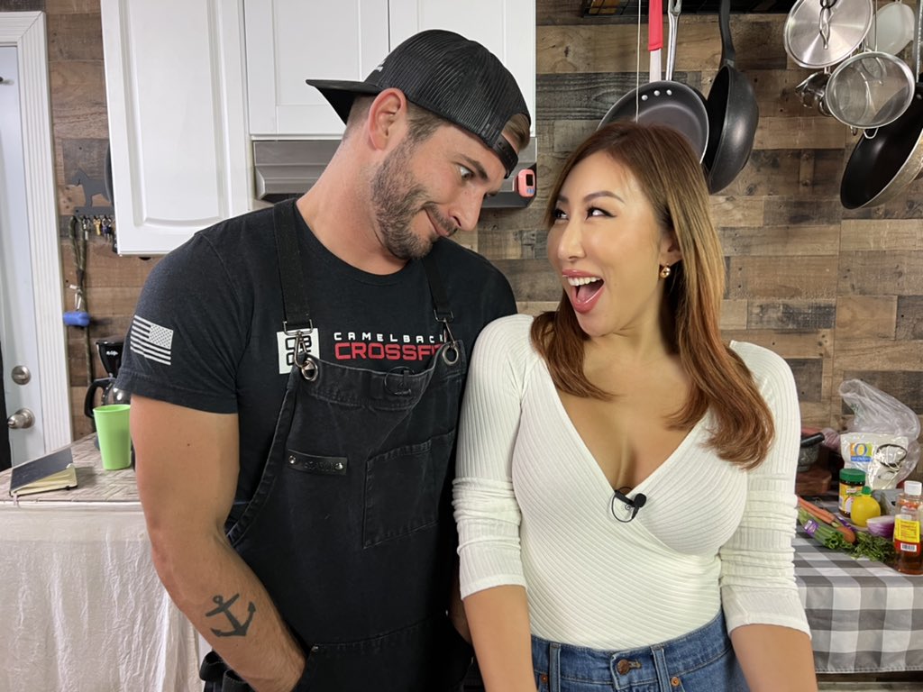 Tw Pornstars 3 Pic Nathan Bronson Twitter New Episode Of Cooking With Nathan Coming Monday