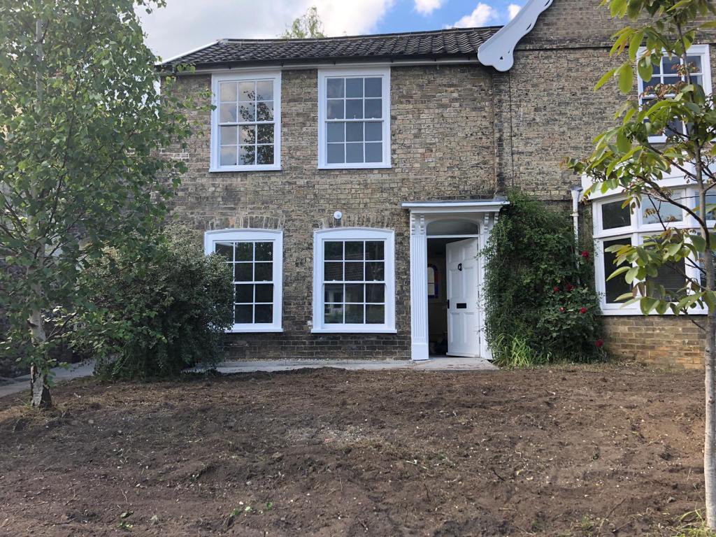 wadedecorator's tweet image. An oldie but a goodie… These photos are from a house for East Suffolk Council, in Bungay. We completed a full interior and exterior refurbishment job! 

#paintingcontractors #professionalpainters #refurbishment #commericalpainter #decorating #paintinganddecorating #refurb