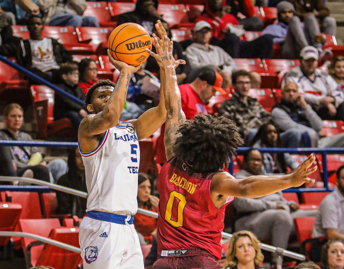 70 made threes as a team thru first 7 games.

Most in program history.