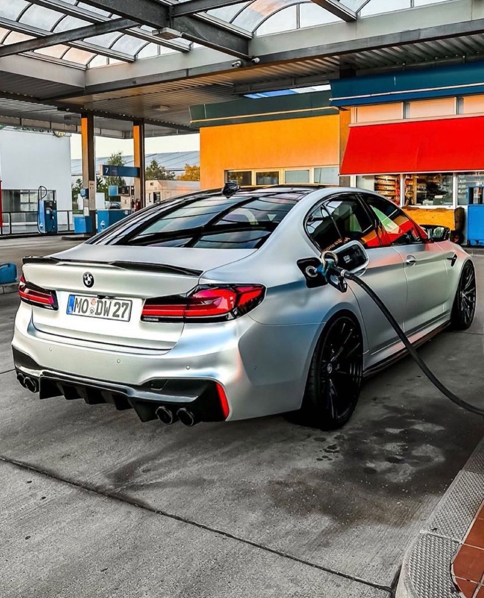 BMWHOUSE_'s tweet photo. BMW M5 Competition ⛽️ https://t.co/donQJdZPwb