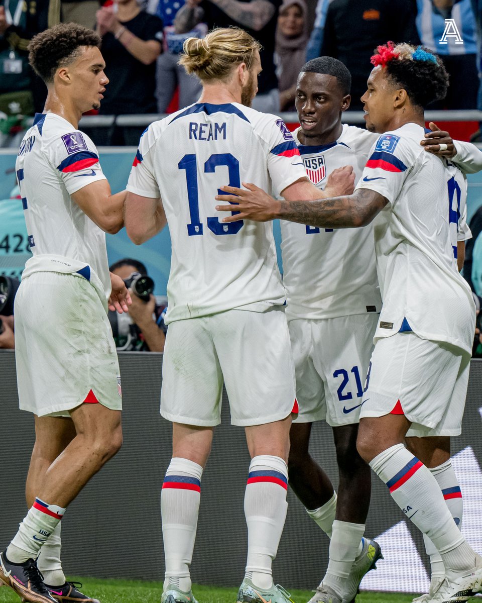 TheAthletic's tweet photo. Will it be American heartbreak? Or U.S. euphoria?

The #USMNT are fighting for their #FIFAWorldCup lives. Tap in ⤵️

https://t.co/KOJe9NcRln https://t.co/YZER0loDsF