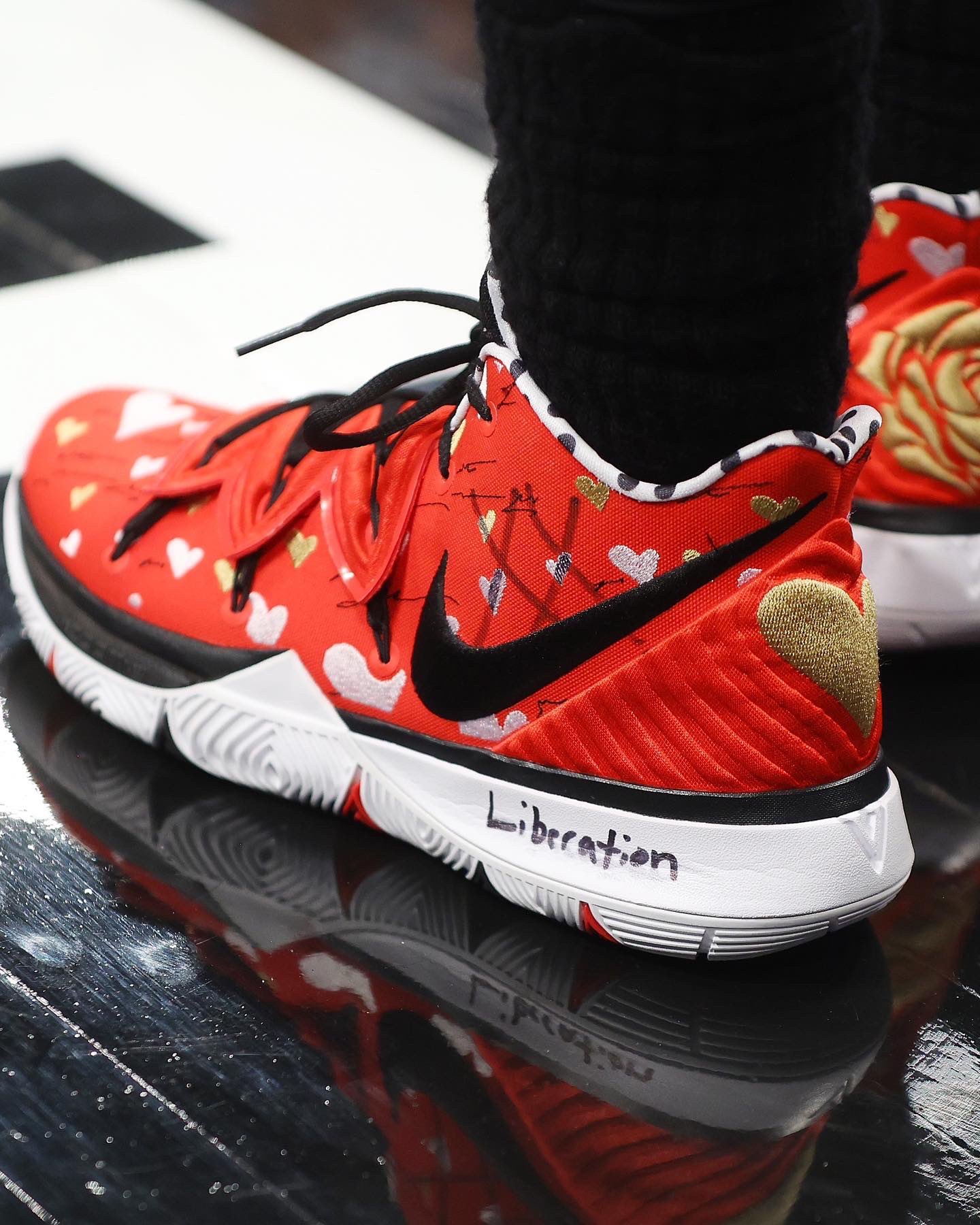 Kyrie 5 sneaker clearance room