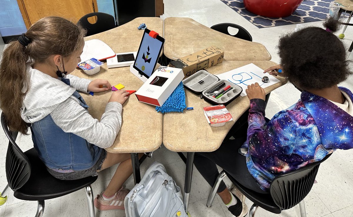 Afterschool STEM <a href="/DawsonDolphins/">DawsonDolphins</a> with
<a href="/PlayOsmo/">Osmo</a> lab and <a href="/Ozobot/">Ozobot</a> programming