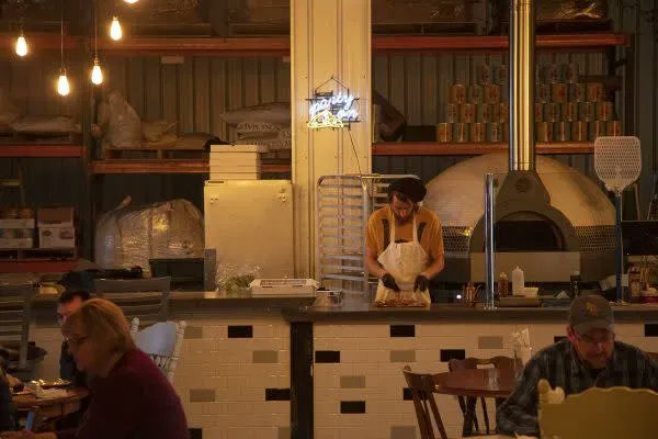 VisitIndiana's tweet image. Bad Dad: Indiana's Best Brewery Serves World Class Pizza 🍕🍺 

𝐑𝐄𝐀𝐃 𝐌𝐎𝐑𝐄: bit.ly/3oxF8C4 

#visitindiana #pizza #INIndiana