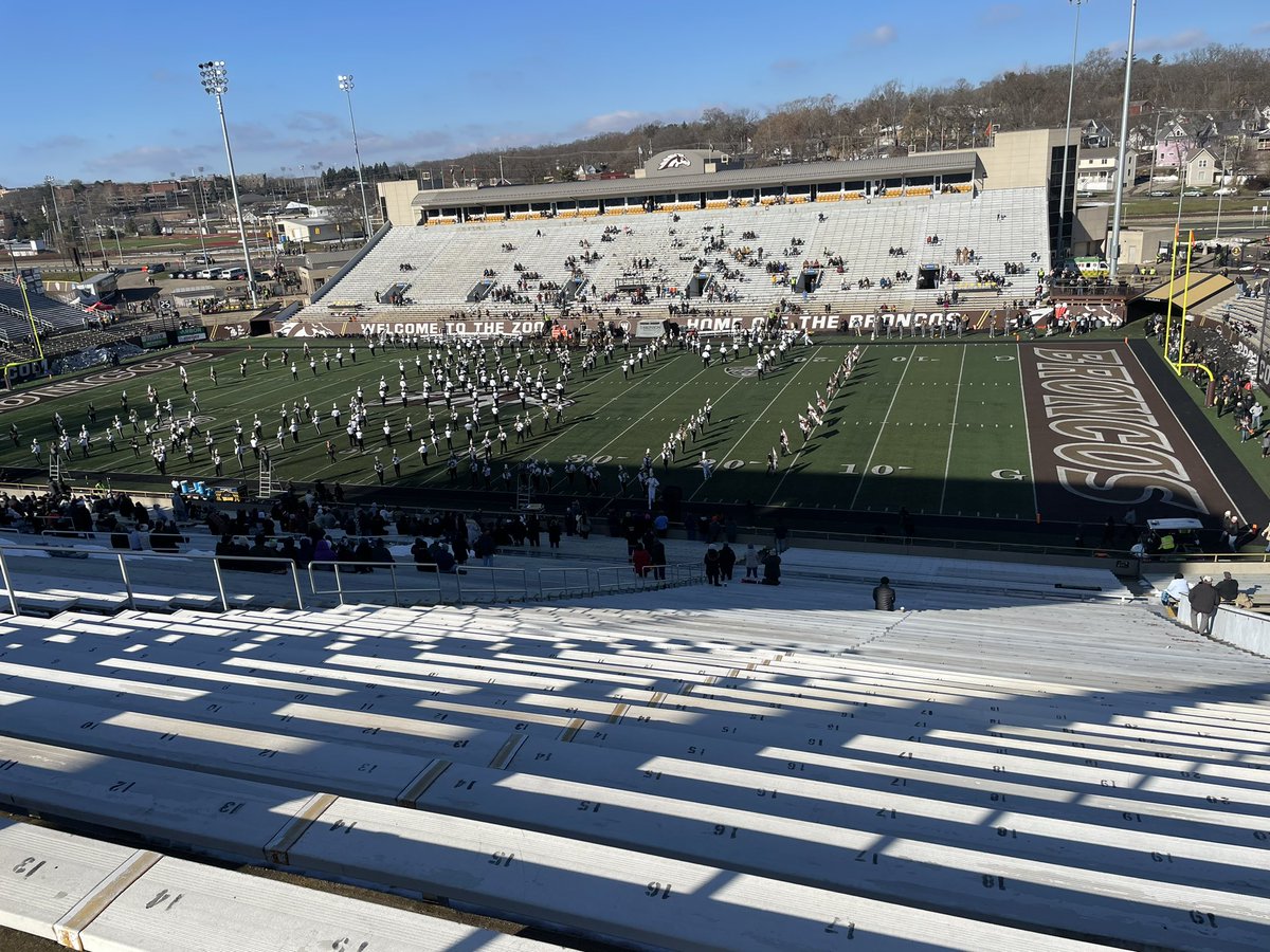 What an awesome game day visit at <a href="/WMU_Football/">Western Michigan Football</a>! Thank you <a href="/TDAndrews4/">Coach Trevor Andrews</a> <a href="/IanFriedFB/">Ian Fried</a> for making it happen.