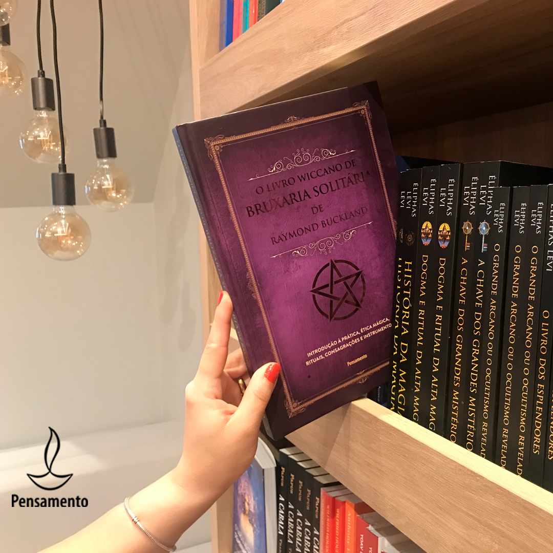 grupopensamento's tweet photo. Por onde começar a aprender a Wicca e como praticar a wicca de maneira solitária?

Comece pelo Livro Wiccano de Bruxaria Solitária de Raymond Buckland.

#wicca #wiccasolitária#bruxaria #raymondbuckland #editorapensamento

‌ https://t.co/pbn0e0w0Ce