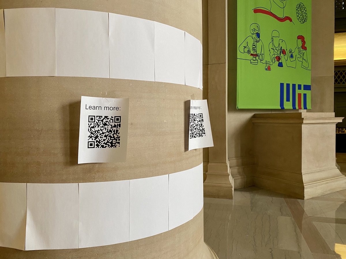 earthsys's tweet photo. A protest wall at @MIT of blank white paper, in solidarity with the same blank sheets Chinese protestors are holding up in demonstrations nationwide #whitepaper  #WhitePaperRevolution #白纸运动 https://t.co/iHrQLg2pq8 https://t.co/0fXNdFFFt3