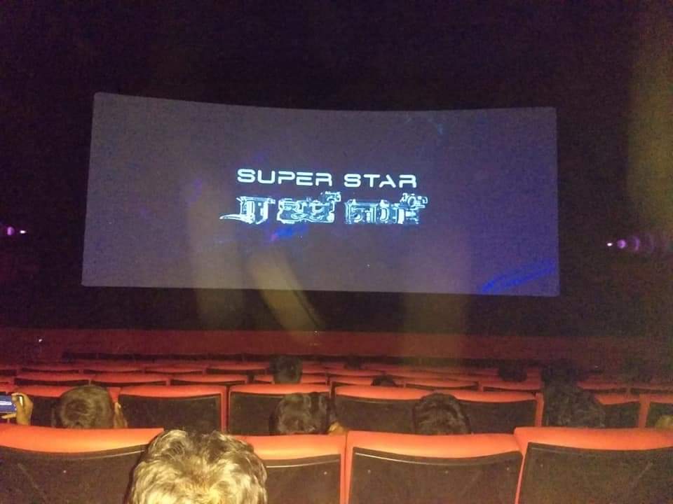 dhanaraj78's tweet photo. @KAMALinMNM @LycaProductions என்னடா இது சூப்பர் ஸ்டாருக்கு வந்த சோதனை!...
💢 💢 💢 💢 💢 💢 💢 💢 💢💢 
பார்த்த முதல் நாளே!...
2.0..😀
#4YearsOf2Point0 https://t.co/iss0ope5Rb