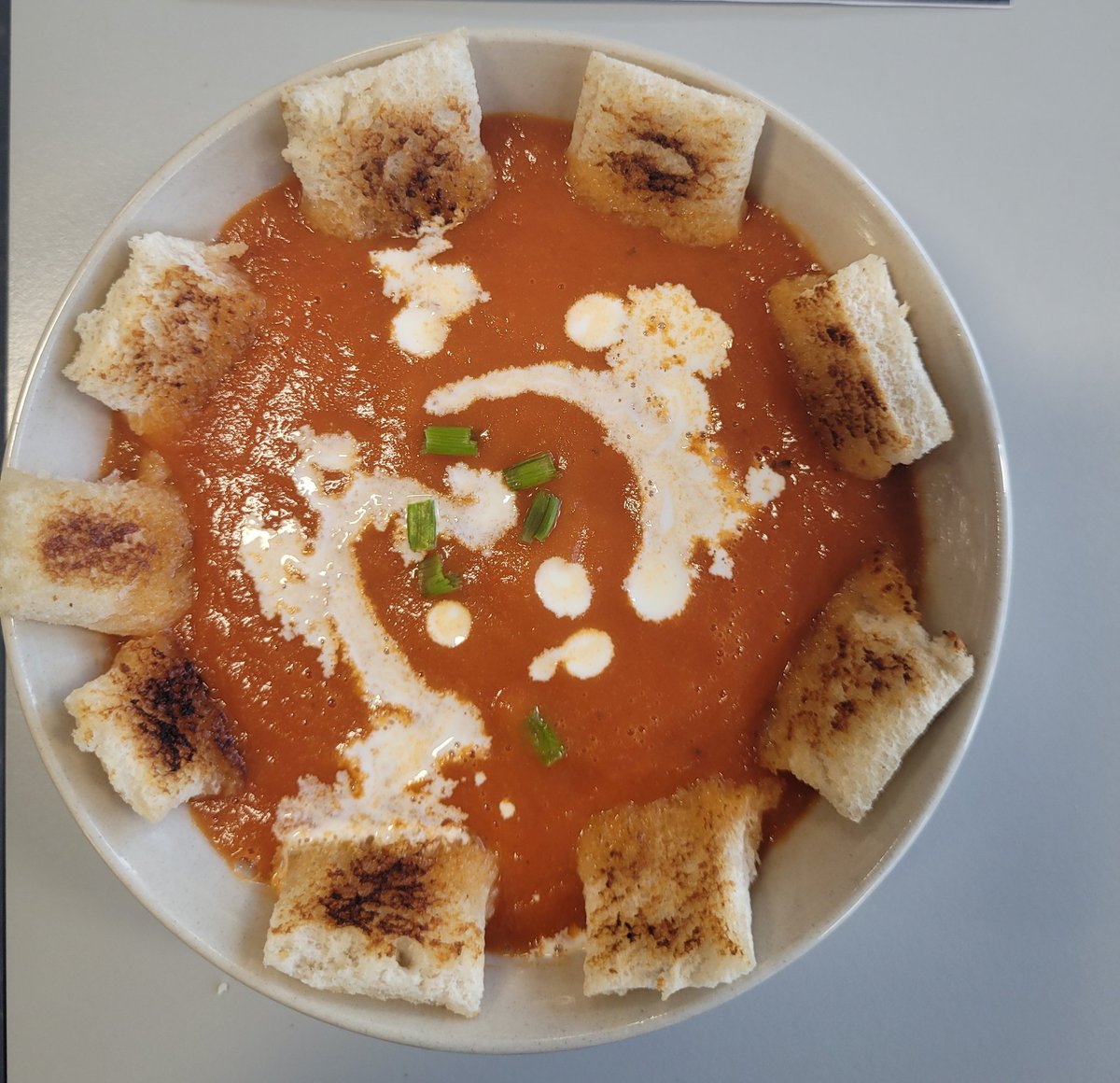 divers_miss's tweet photo. Some beautiful soups from my hospitality crew despite #chivegate. 🤣 Well done team! ⭐ #succeedingtogether @KnightswoodSec https://t.co/5x4VkLRFJ5