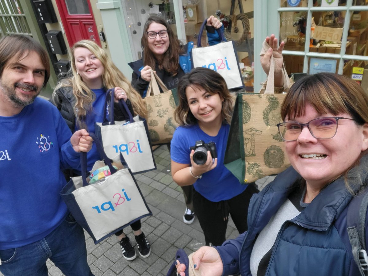 JandPR's tweet photo. Can anyone guess what Team J&PR has been up to today?
Shopping in @WellingtonMrkt of course for the annual charity Christmas shop.
You can't visit the Market without visiting the food court!
Video coming soon!
#techtimeouttuesday @techtime_out @LoveWellington1 https://t.co/usjH2iaixk