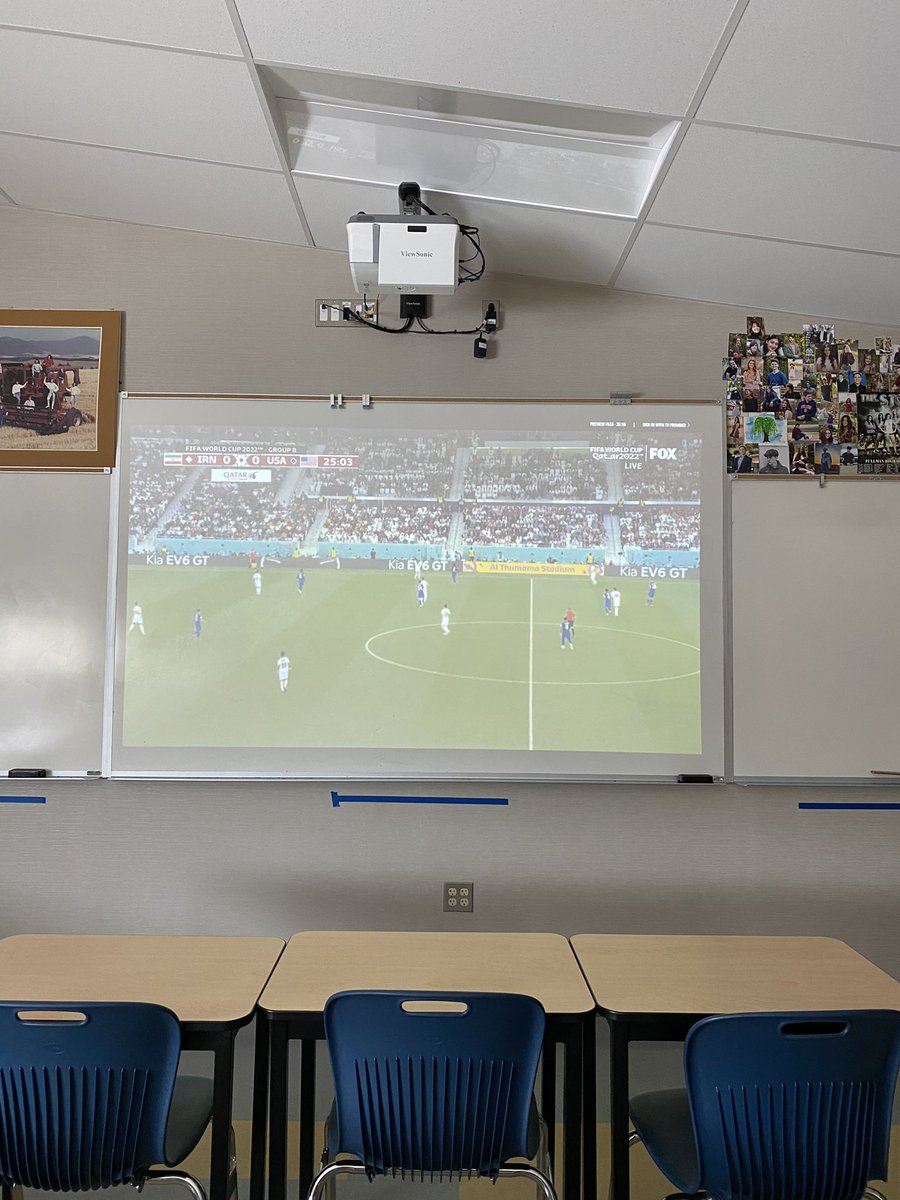PullmanTennis's tweet photo. @USMNT Were supporting from class!! #GoSoccer https://t.co/yYZoDAWxlE