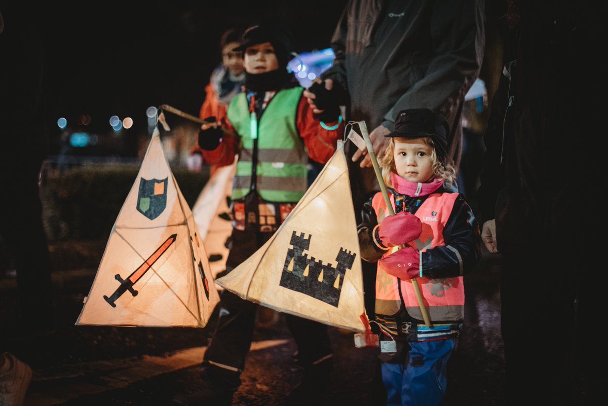 Want to make a lantern for the Parade but don't have time to get to one of our workshops?? Why not get your own kit to make one from home? 🌟

Our kits are £7.50 (subsidised kits available for £5) and include everything you need to make your own from home!
bit.ly/3irG7UE