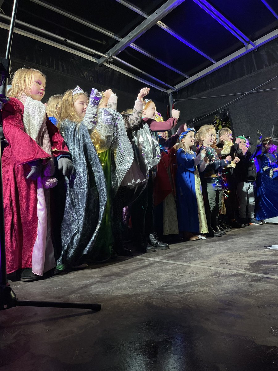 Ceri Eagling tweet media