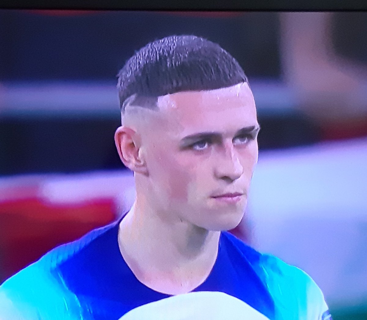 GremioEm's tweet photo. Phill Phoden, atacante inglês seu corte de cabelo em homenagem a Tonho da Lua. @pedrocertezas que tal? https://t.co/xQaVwRDl88