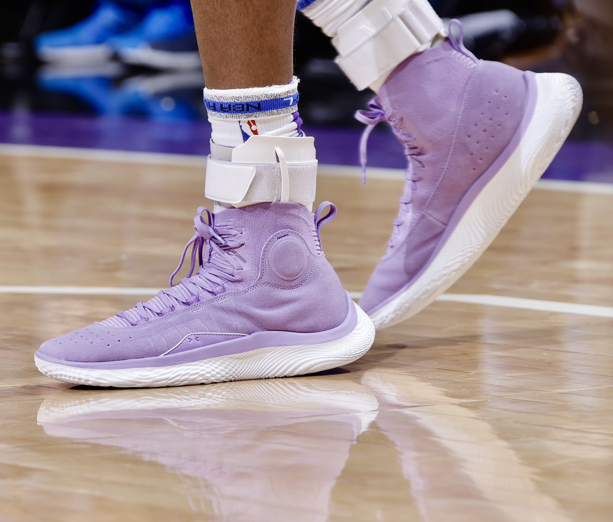 De'aaron Fox Wearing Curry Shoes