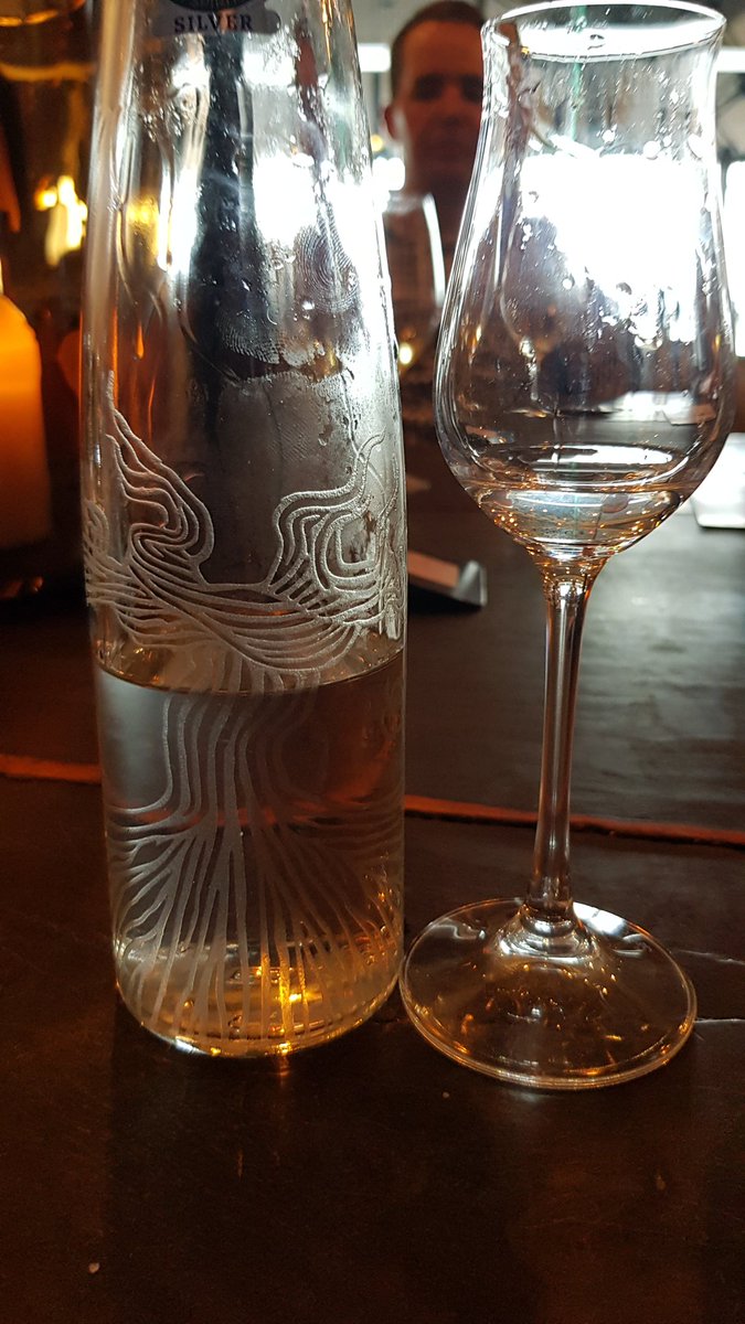 capewinereview's tweet photo. Ken Forrester Vineyards Spirit of FMC
Three times distilled skins of FMC Chenin Blanc, perfume, incredibly pure, lemony, citrus burst, invigorating freshness, world class inspired Grappa, ideal digestif at the end of a meal with espresso
#MC98
#SouthAfrica #Wine #MiguelChan https://t.co/fBW2CRZFi3