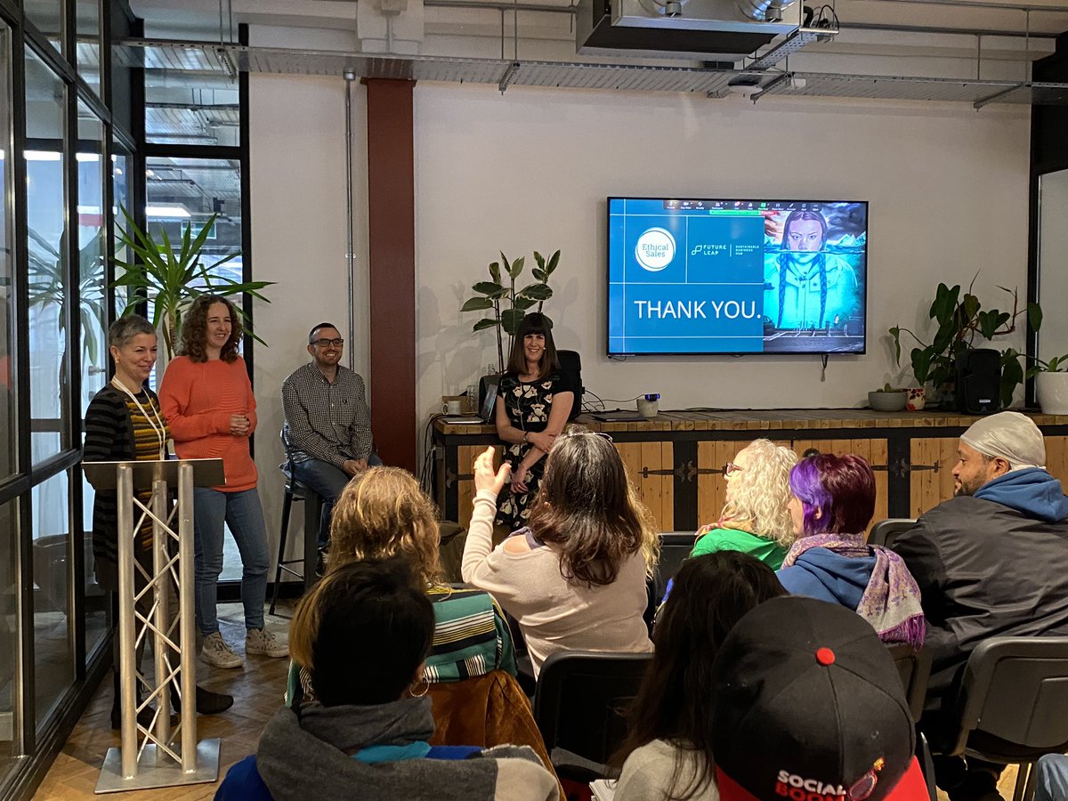 Rin Hamburgh & Co tweet media