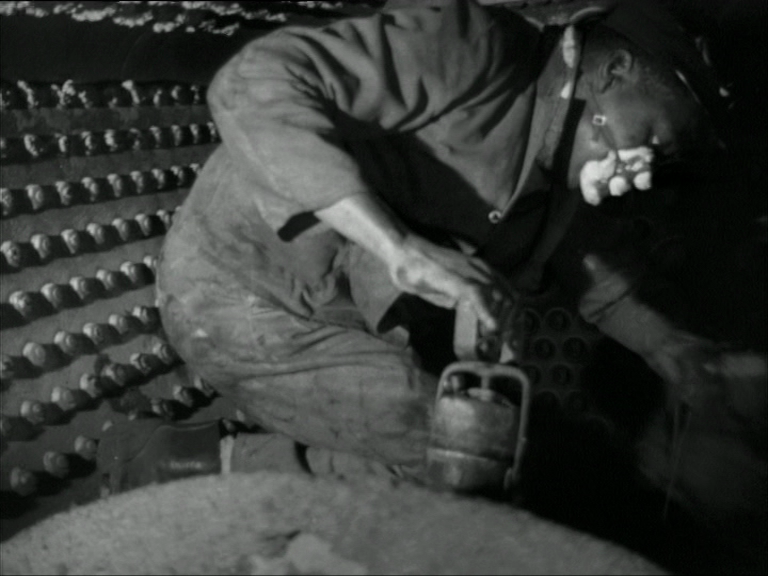 WASH AND BRUSH UP (1953) | screenonline.org.uk/film/id/122830… #britishtransportfilms