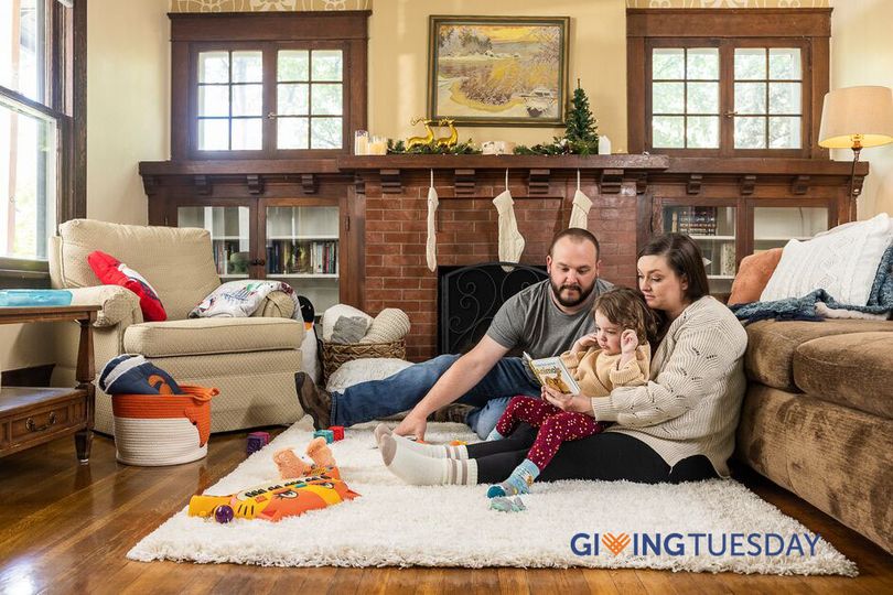 Let's make sure EVERY <a href="/seattlechildren/">Seattle Children's</a>'s patient family has a home to heal in🏡 A donation of $1,000 can ensure a family is housed for a full month give.seattlechildrens.org/give/298883/...
YOU can ensure families are together, safely, and healing🧡 
#givingtuesday2022 #GivingTuesday #HS4H