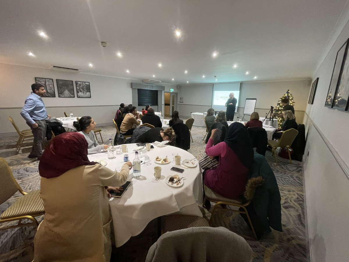 Ling Lee tweet media