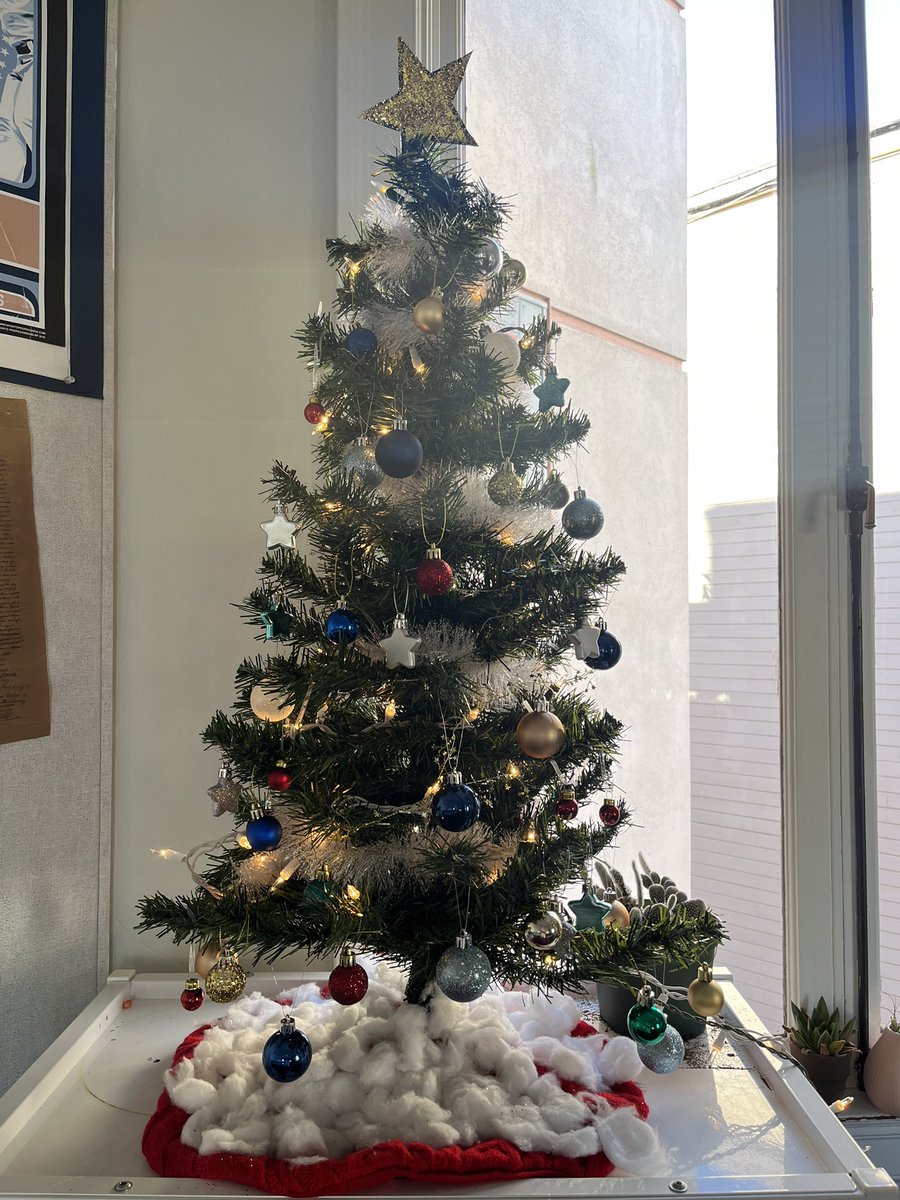 RebaTeaching's tweet image. My @sacredheartsf CES 8th grade home room worked on @WeAreRSCJ Goal 4 (building community) today by putting up a tree and making some decorations. We danced and sang to Christmas songs. It was a great morning.