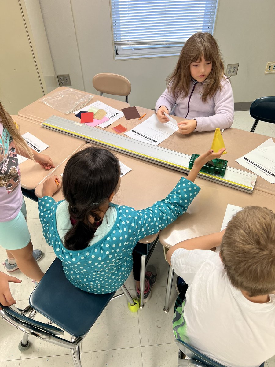 Laura Thomas tweet media