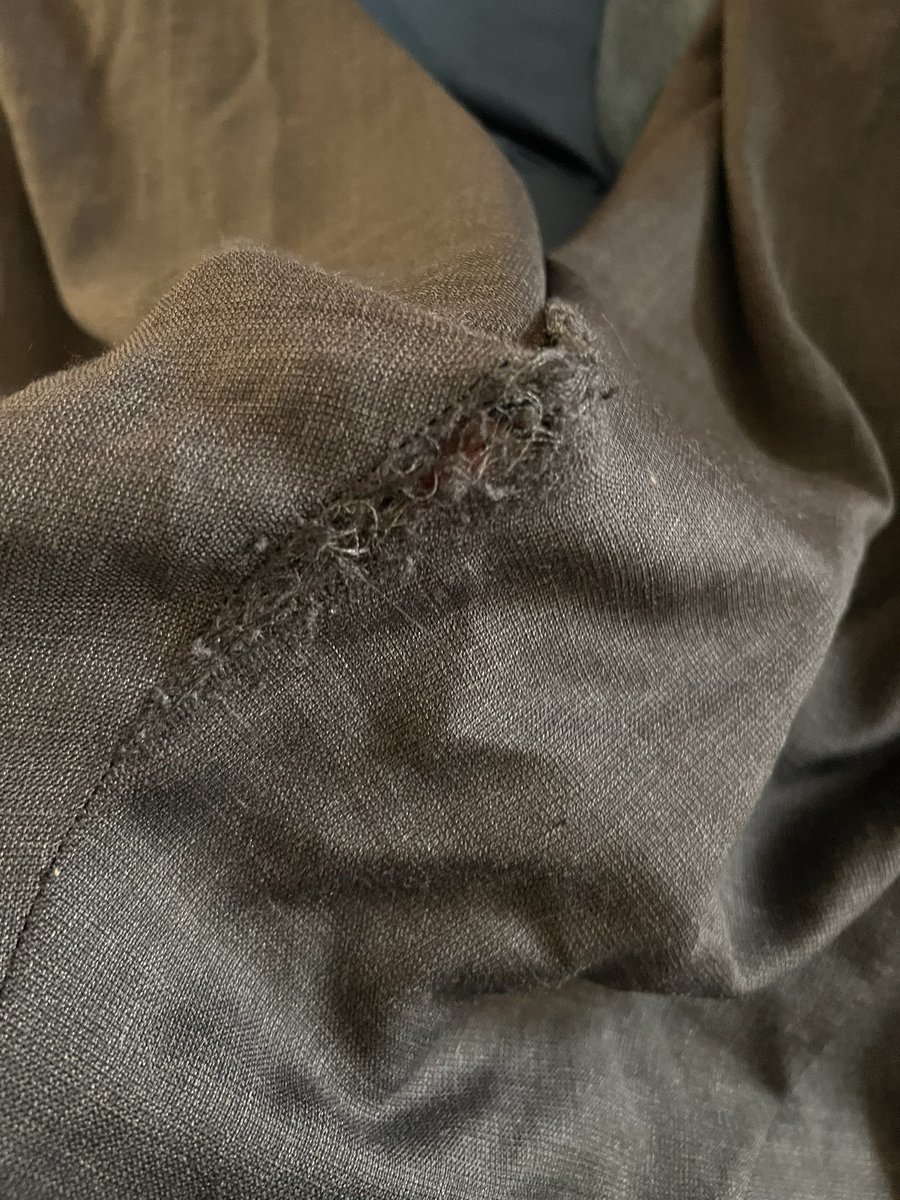 ggfxguy's tweet photo. @JosABank very disappointed new suit pants only 6 months old already ripped and falling apart, no longer wearable https://t.co/uaSnigKIp4