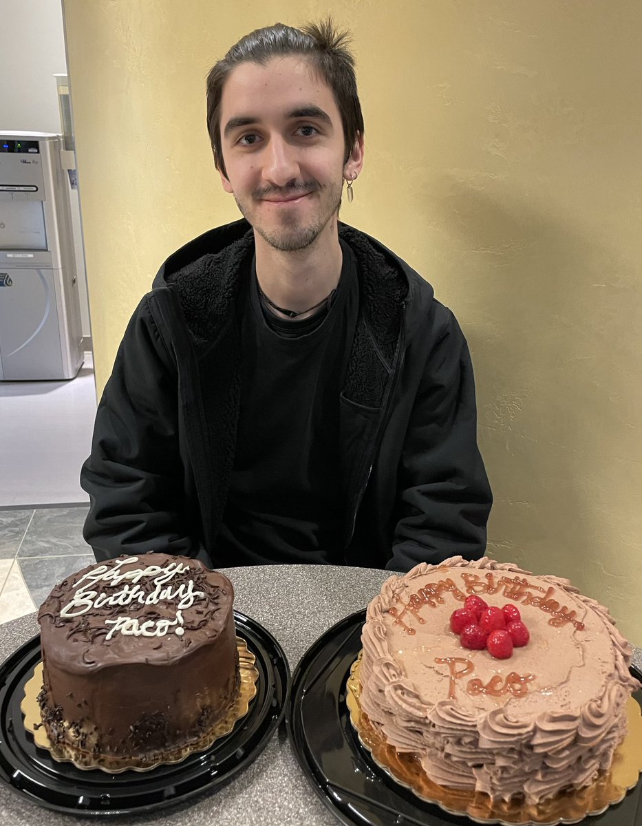 Happy birthday <a href="/paco_gg011/">Paco Guerra</a> !!! <a href="/ScienceStowers/">Stowers Institute</a>