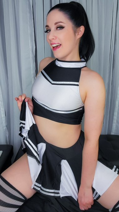 I'm really good at raising morale. Come and see what else I can raise: https://t.co/bGuEuPfxU7 😈 https://t