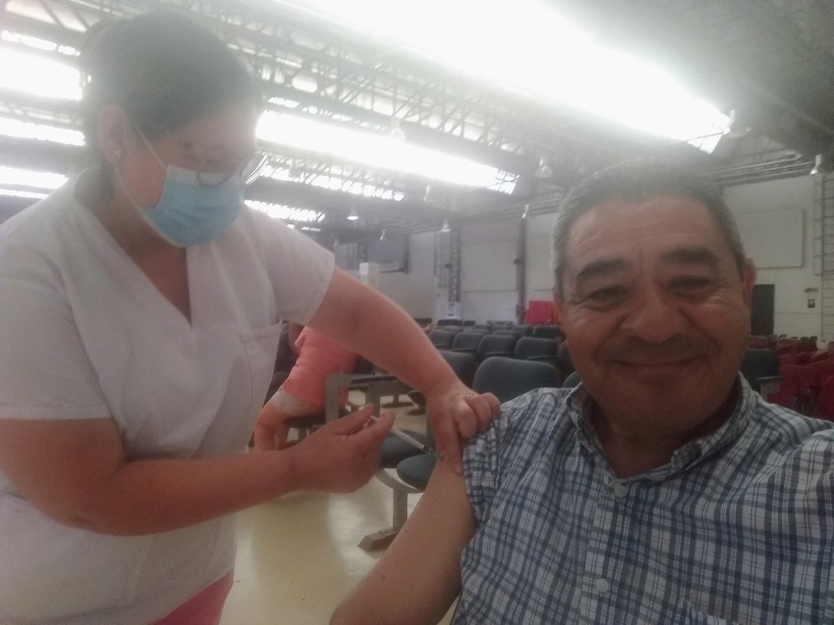 LOLOVELEZ's tweet photo. Quinta dosis adentro 💪💪💪✌️✌️✌️ https://t.co/goyWdtbpuV