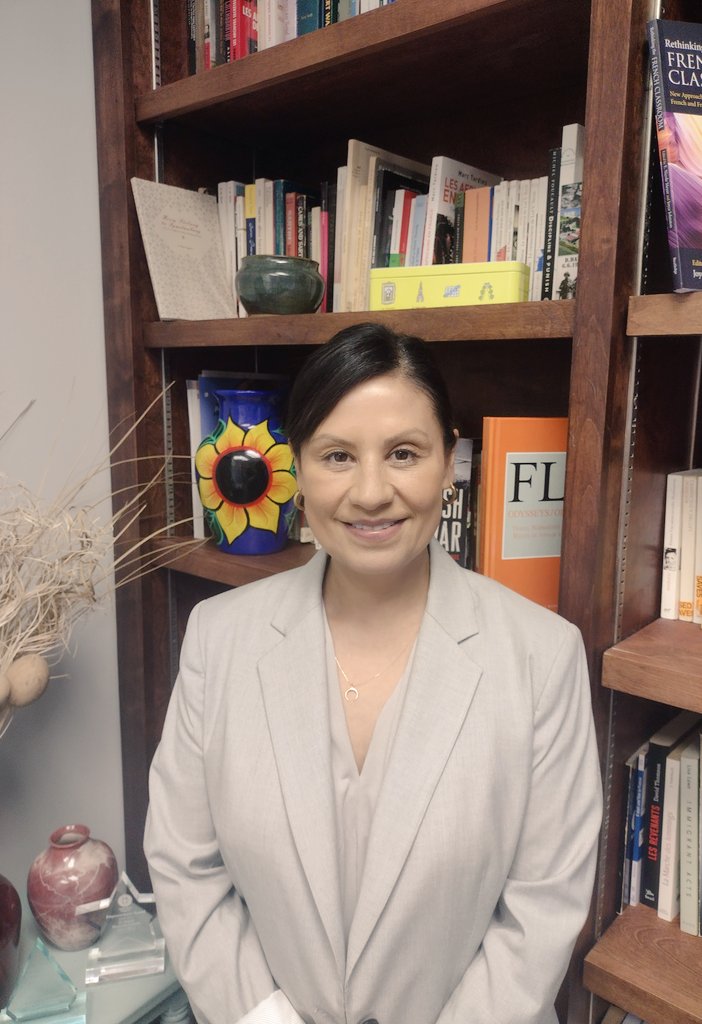 Looking to take a #language class or Global studies course next semester? Contact Assistant Chair <a href="/LLC_Upstate/">LLC Upstate</a> <a href="/USCUpstate/">USC Upstate</a> for a language placement test. Prof. Gabrielle Drake would ❤️ to help you #uscupstate #reimagineupstate #Spanish #French #German #FR1011 #traducciónupstate