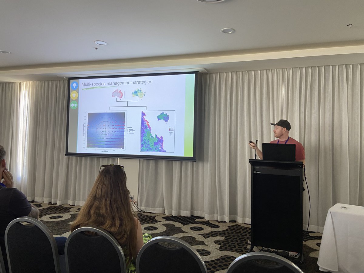 Securing Antarctica's Environmental Future (@saef_arc) on Twitter photo We've had a bunch of SAEF scientists present at #ESASCBO2022 this week, including postdoc <a href="/DavidClarkeEco/">David Clarke</a> and PhD student Martin Iglesias.
Thanks to <a href="/EleanorMHay/">@eleanorhay.bsky.social</a> for the snaps! We've had a bunch of SAEF scientists present at #ESASCBO2022 this week, including postdoc <a href="/DavidClarkeEco/">David Clarke</a> and PhD student Martin Iglesias.
Thanks to <a href="/EleanorMHay/">@eleanorhay.bsky.social</a> for the snaps!